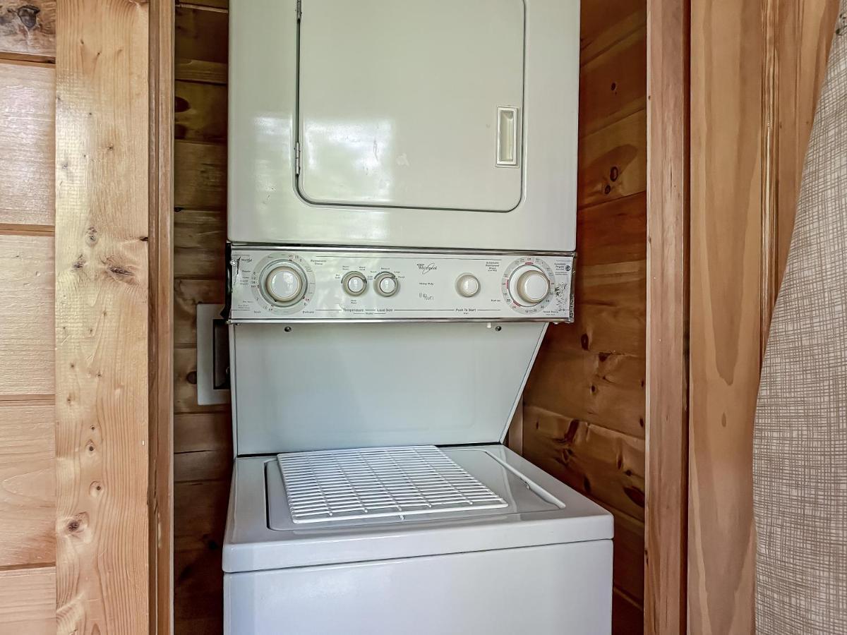 Summer Sale! Pool, Sauna, View, Hottub, Game Севьервилл Экстерьер фото