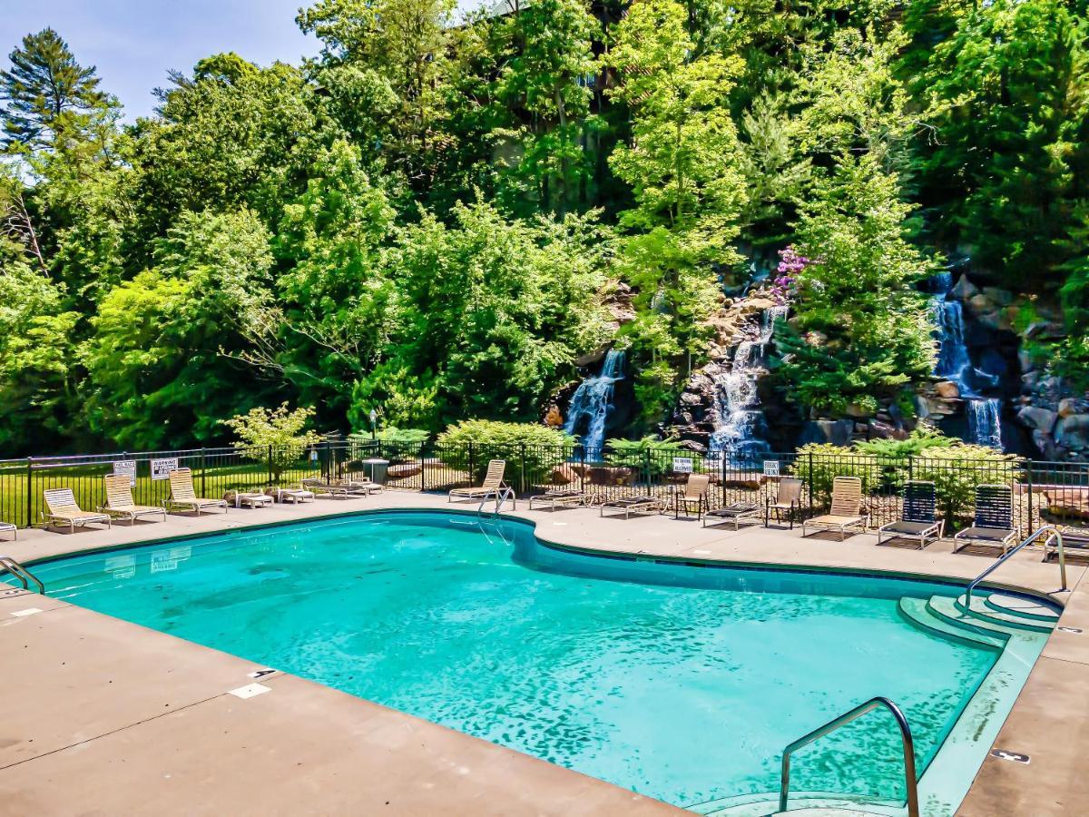 Summer Sale! Pool, Sauna, View, Hottub, Game Севьервилл Экстерьер фото